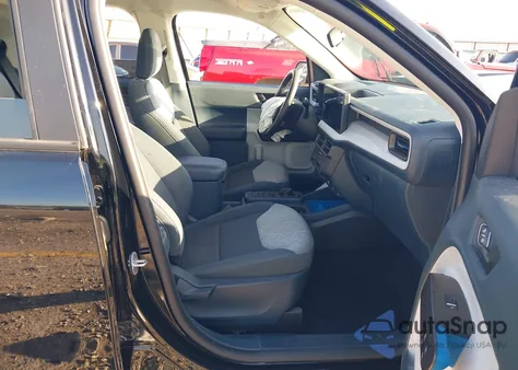 2025 Ford Maverick Xlt z USA, uszkodzony, nr VIN 3FTTW8H32SRA64231